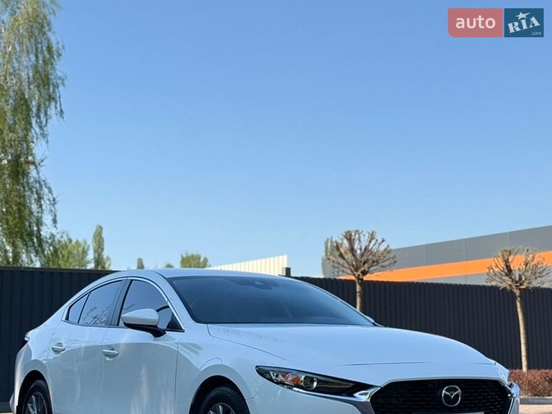 Седан Mazda 3 2020 в Киеве