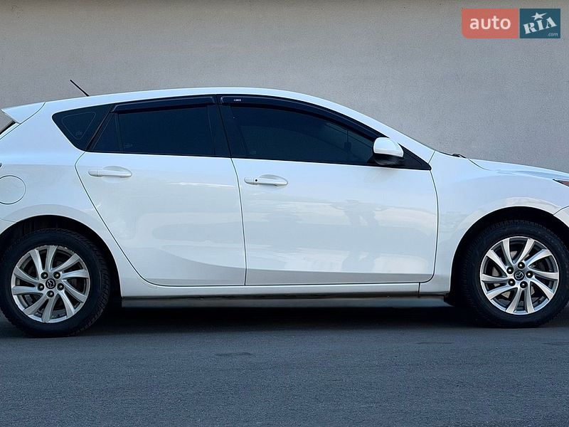 Хэтчбек Mazda 3 2012 в Виннице