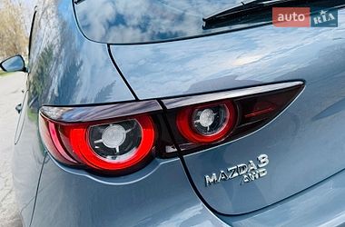 Хэтчбек Mazda 3 2023 в Киеве