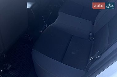 Седан Mazda 3 2008 в Новоселках