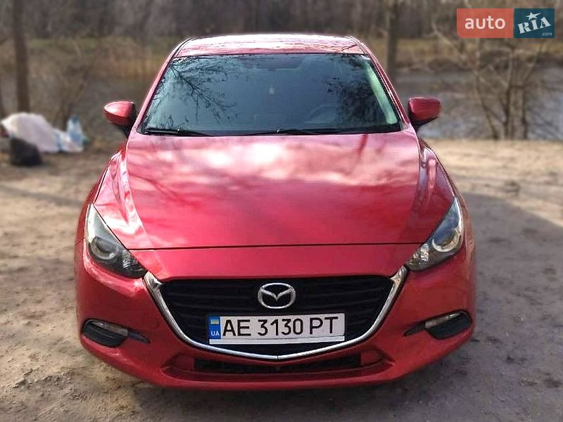 Седан Mazda 3 2016 в Дніпрі