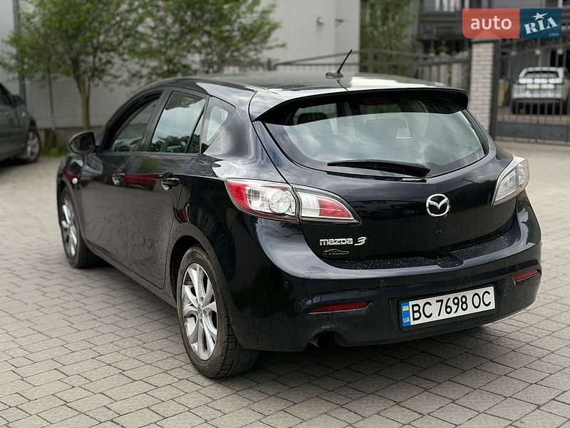 Хэтчбек Mazda 3 2009 в Львове