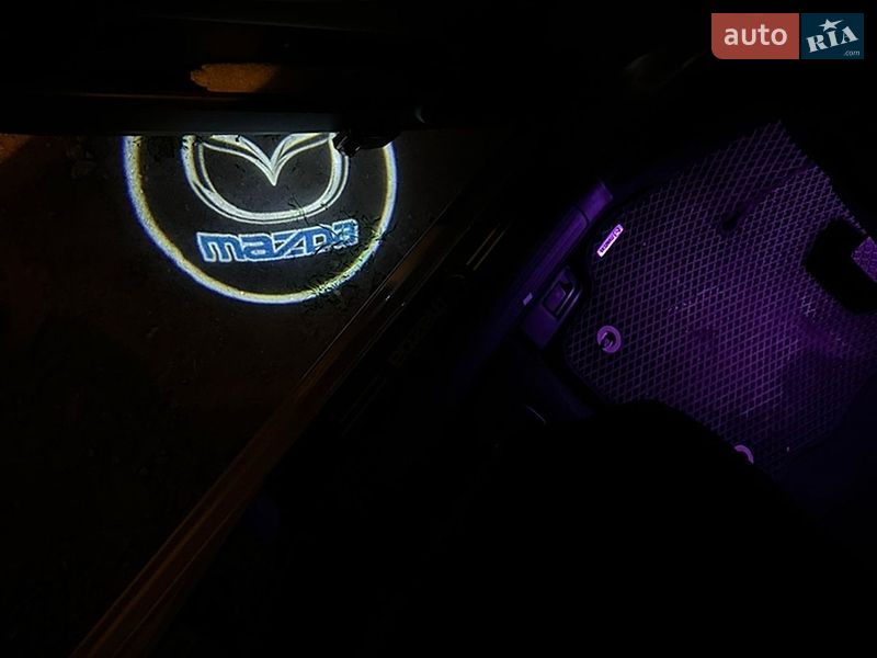 Седан Mazda 3 2012 в Днепре