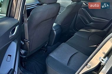 Седан Mazda 3 2015 в Днепре