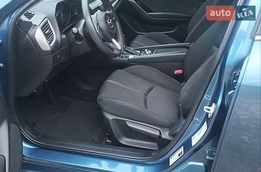 Седан Mazda 3 2017 в Первомайську