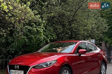 Седан Mazda 3 2015 в Києві
