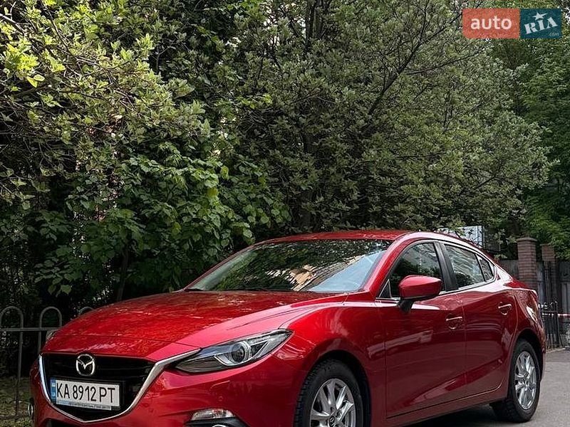 Седан Mazda 3 2015 в Києві
