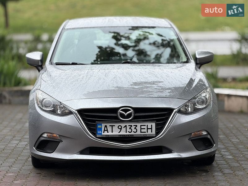 Седан Mazda 3 2015 в Івано-Франківську