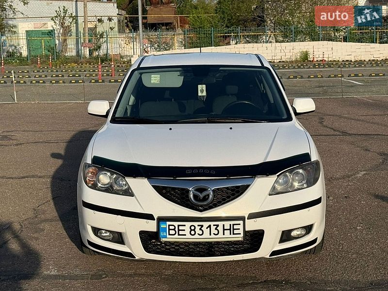 Седан Mazda 3 2008 в Николаеве