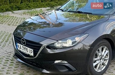 Седан Mazda 3 2015 в Харькове