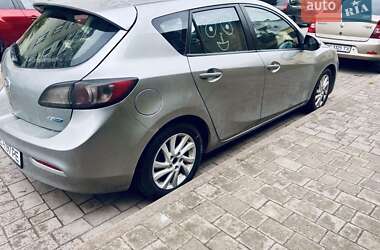 Хэтчбек Mazda 3 2012 в Львове