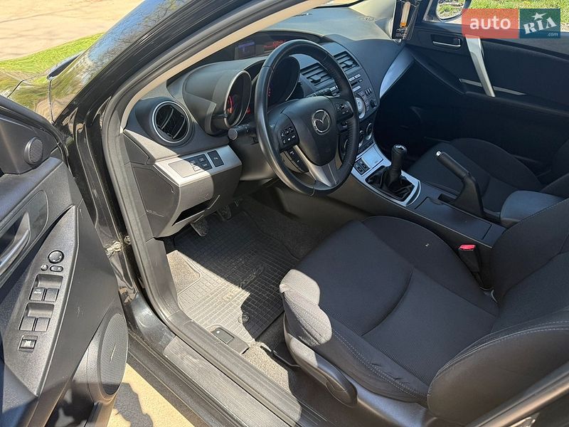 Хэтчбек Mazda 3 2011 в Харькове