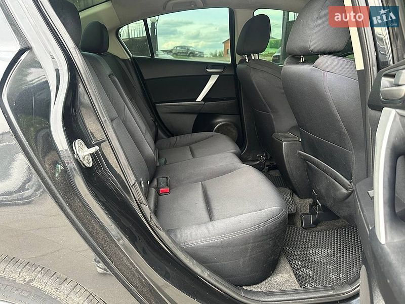 Хэтчбек Mazda 3 2009 в Киеве