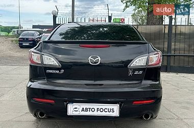 Хэтчбек Mazda 3 2009 в Киеве