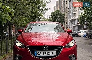Седан Mazda 3 2015 в Києві