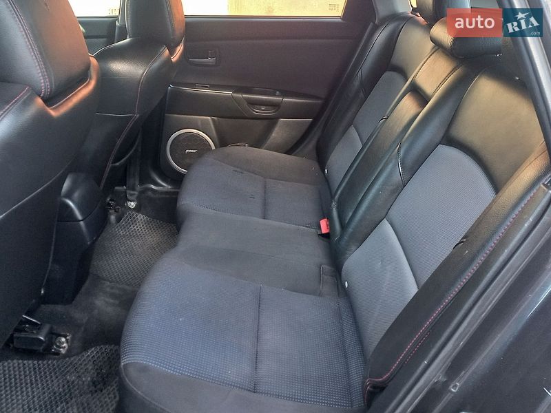 Хэтчбек Mazda 3 2005 в Киеве