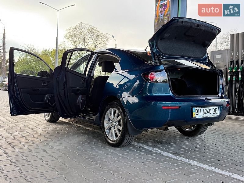 Седан Mazda 3 2007 в Одесі