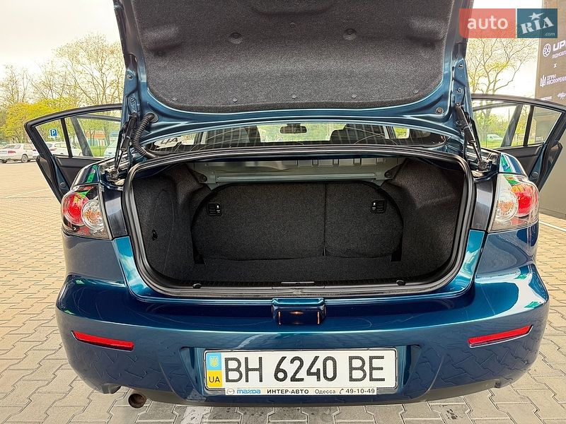 Седан Mazda 3 2007 в Одесі