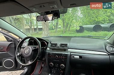 Седан Mazda 3 2004 в Киеве