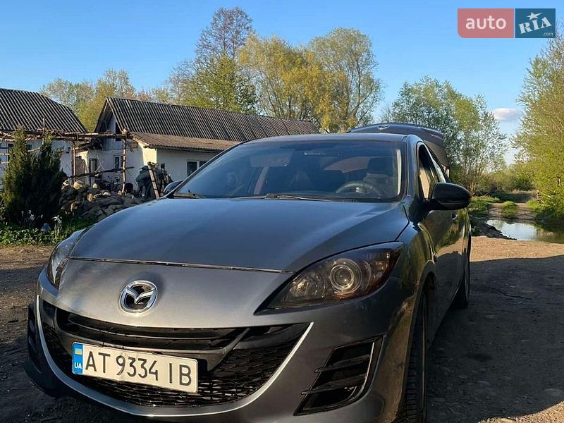 Седан Mazda 3 2011 в Ивано-Франковске