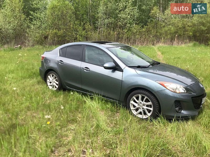 Седан Mazda 3 2011 в Харькове