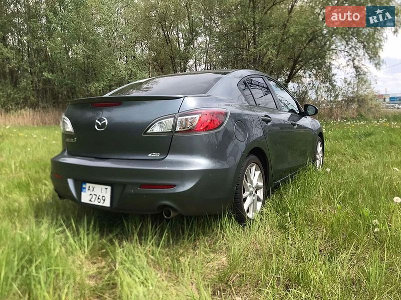 Седан Mazda 3 2011 в Харькове