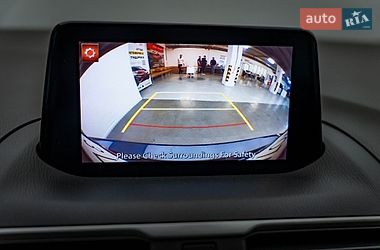 Седан Mazda 3 2018 в Києві