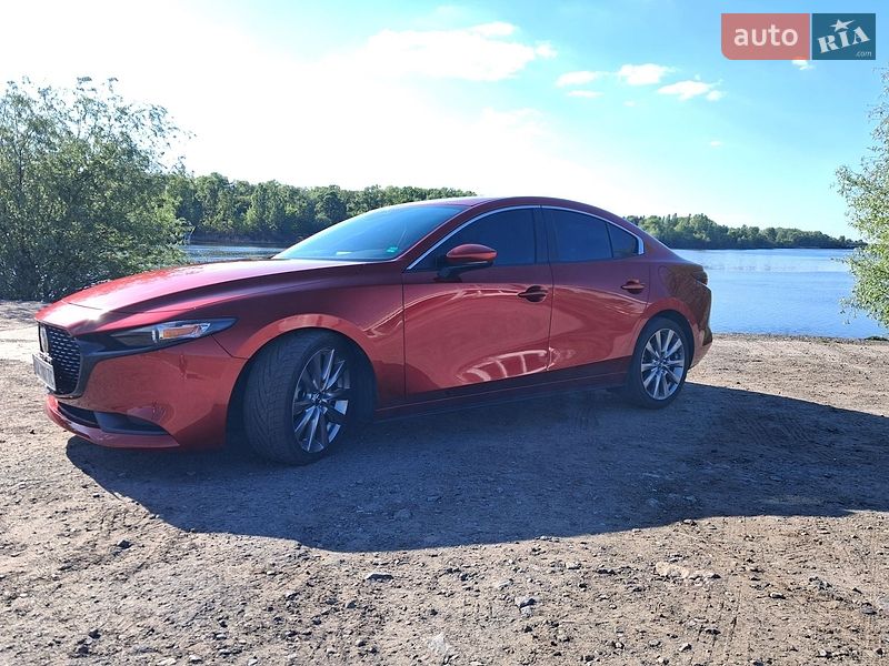 Седан Mazda 3 2021 в Киеве