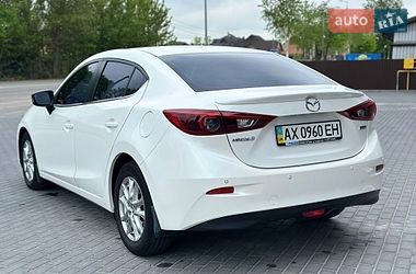 Седан Mazda 3 2015 в Вінниці