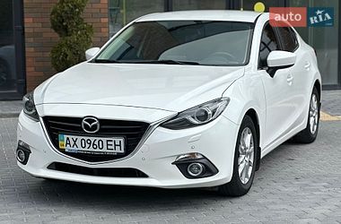 Седан Mazda 3 2015 в Вінниці