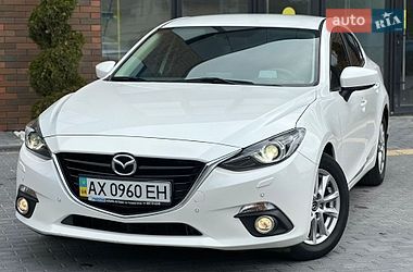 Седан Mazda 3 2015 в Вінниці