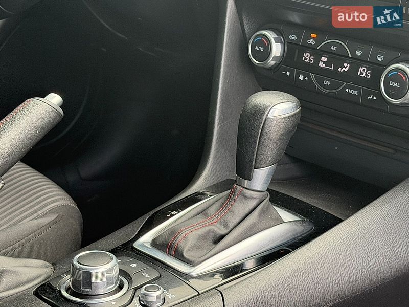 Седан Mazda 3 2014 в Киеве фото 36 Седан Mazda 3 2014 в Киеве