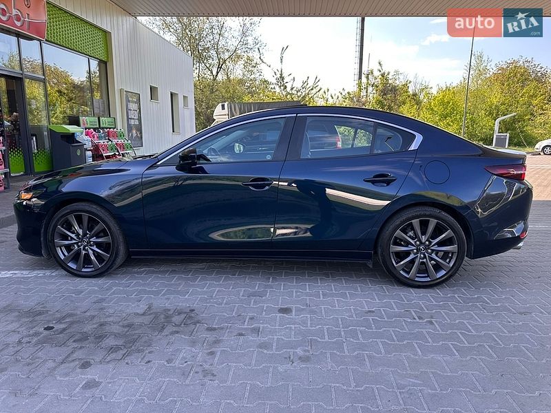 Седан Mazda 3 2021 в Дніпрі