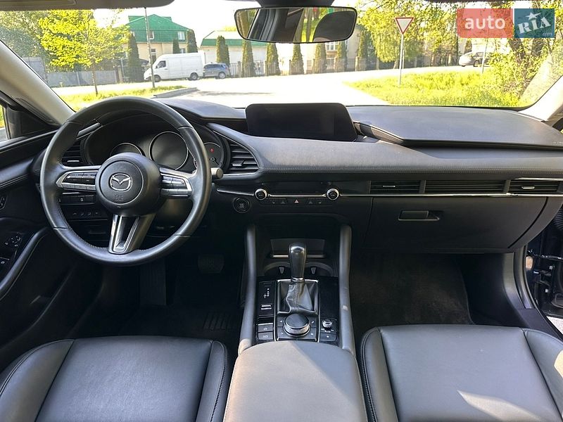 Седан Mazda 3 2021 в Дніпрі