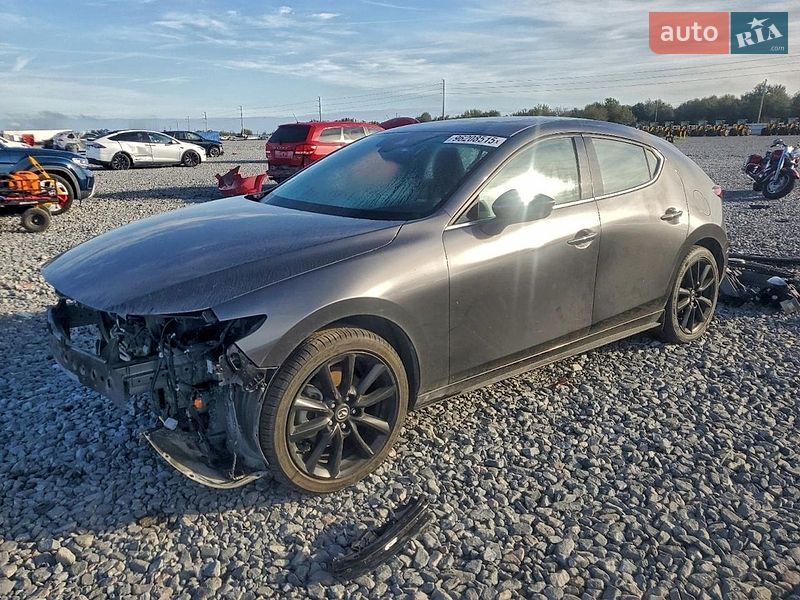 Хетчбек Mazda 3 2023 в Києві