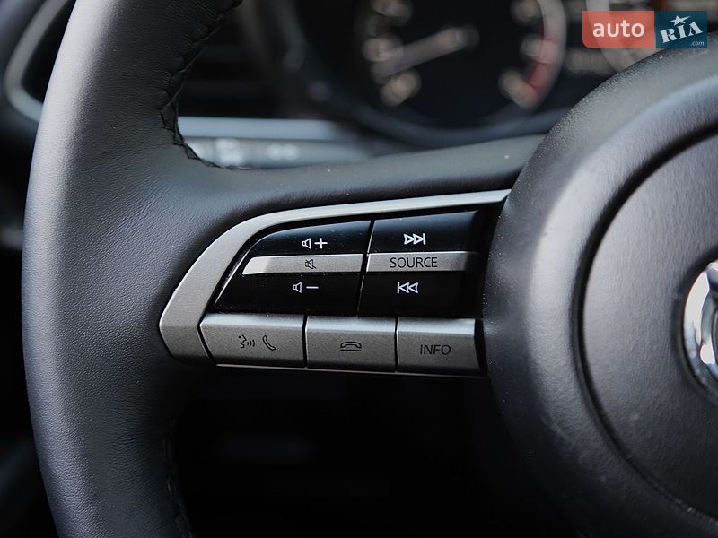 Хэтчбек Mazda 3 2022 в Киеве