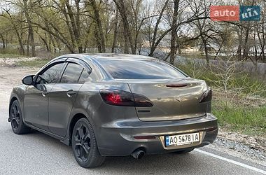 Седан Mazda 3 2012 в Дніпрі
