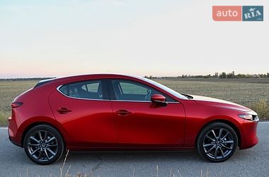 Хэтчбек Mazda 3 2024 в Новомосковске
