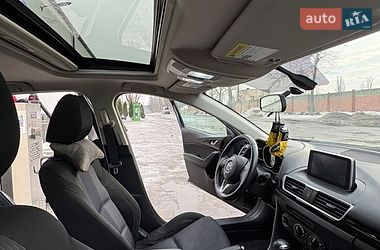 Седан Mazda 3 2016 в Києві