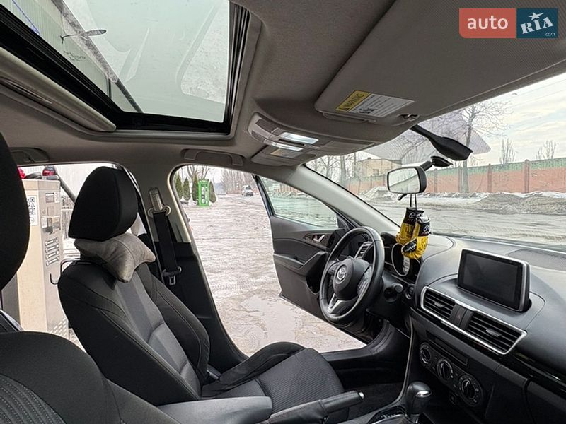 Седан Mazda 3 2016 в Києві