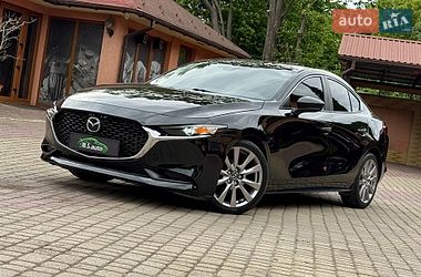 Седан Mazda 3 2021 в Мукачевому