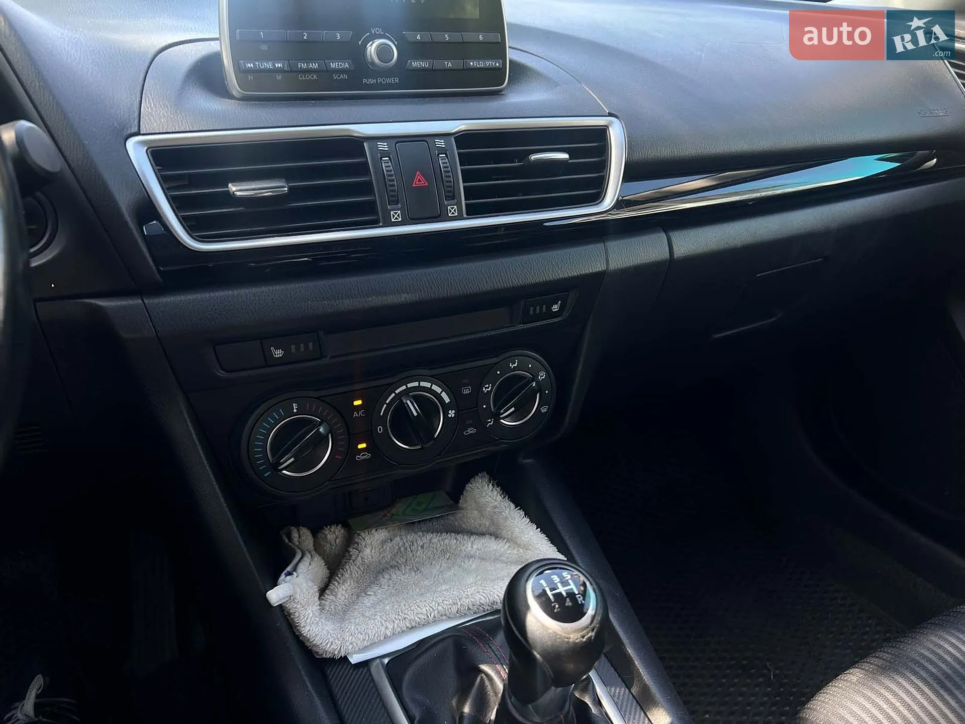 2016 Mazda 3 - мініатюра 16