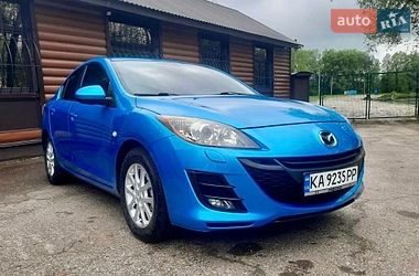 Седан Mazda 3 2010 в Киеве