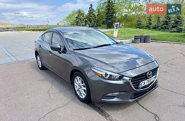 Седан Mazda 3 2017 в Черкассах