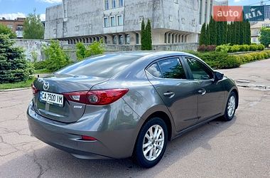 Седан Mazda 3 2017 в Черкассах