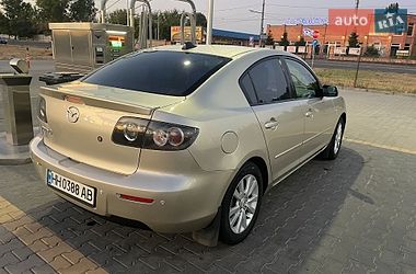 Седан Mazda 3 2007 в Николаеве