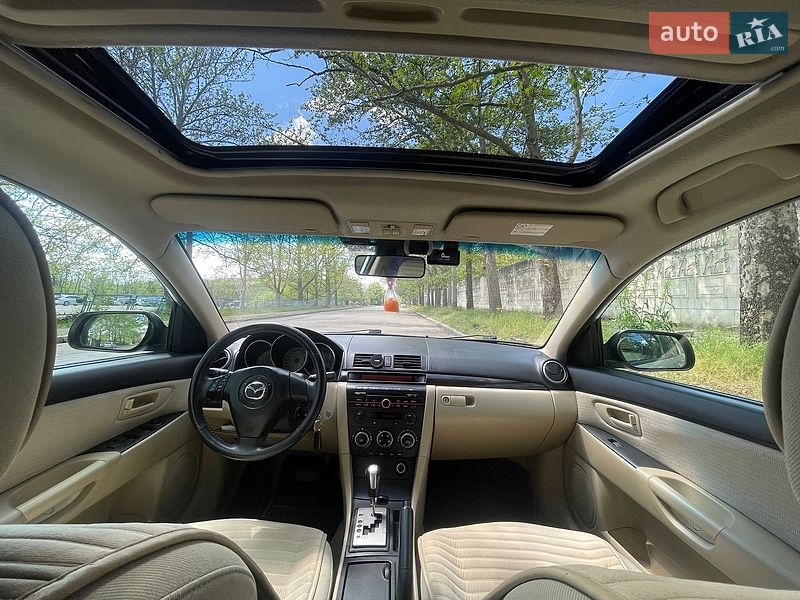Седан Mazda 3 2007 в Николаеве