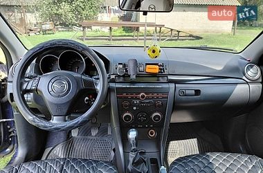 Седан Mazda 3 2005 в Лохвиці