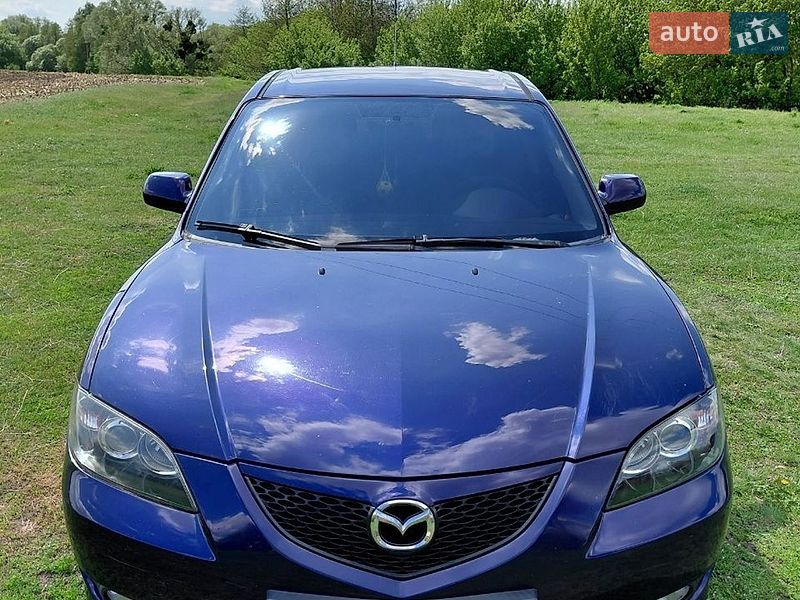 Седан Mazda 3 2005 в Лохвиці