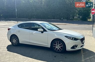Седан Mazda 3 2016 в Днепре